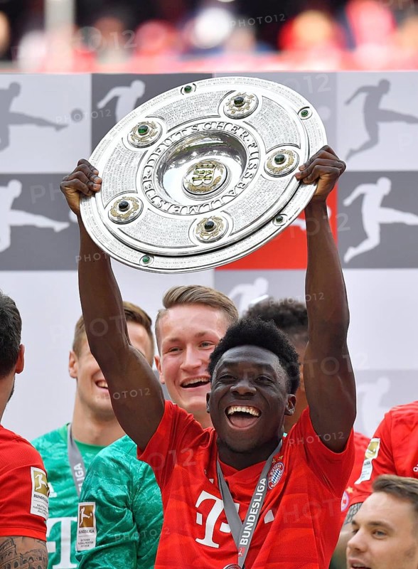 Alphonso Davies FC Bayern Munich