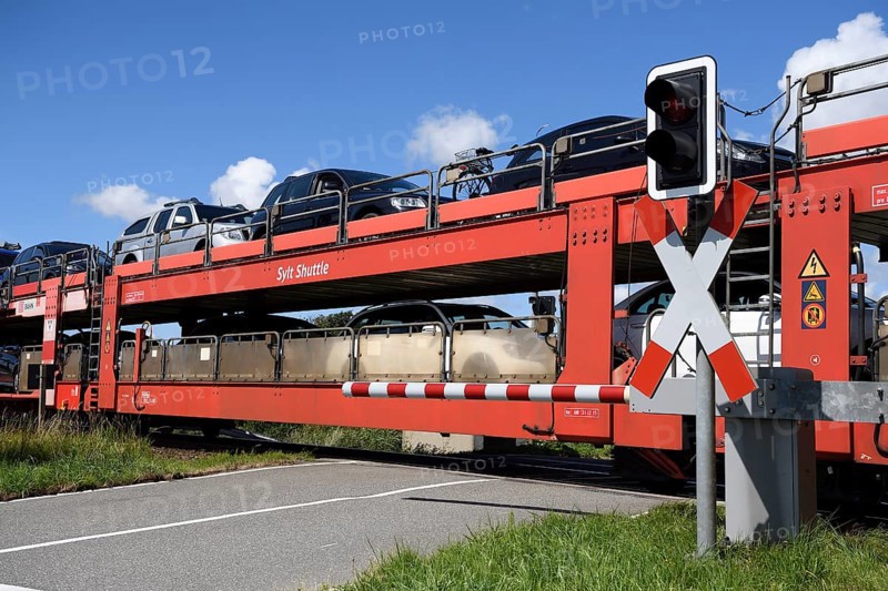 Railroad crossing
