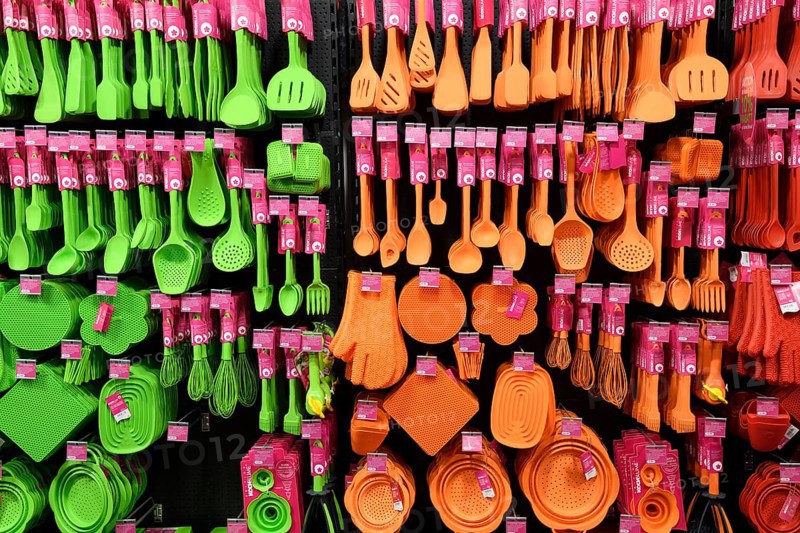 Various cooking utensils made of plastic