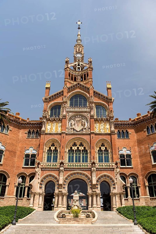 Main entrance of Hospital de la Santa Creu i Sant Pau
