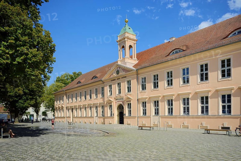 Schoolyard and old grammar school