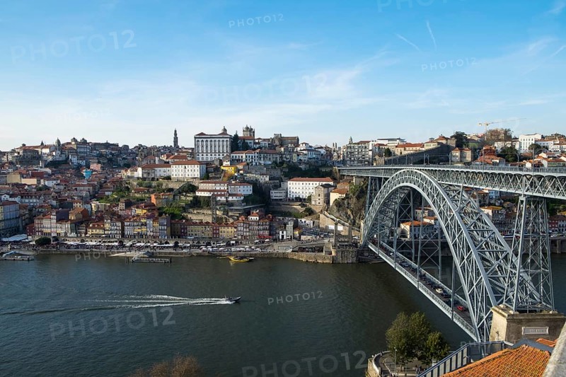 Overlooking Ponte Dom Luis I and historic centre of Ribeira