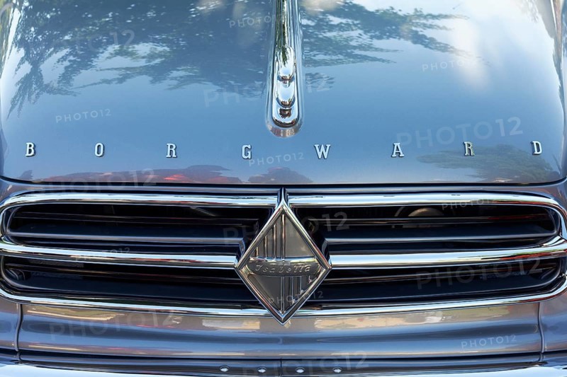 Front of Borgward Isabella cabriolet