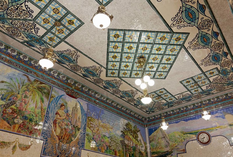 Wall decoration with ceramic tiles in the waiting room