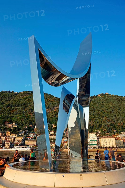 Life Electric sculpture by Daniel Liebeskind