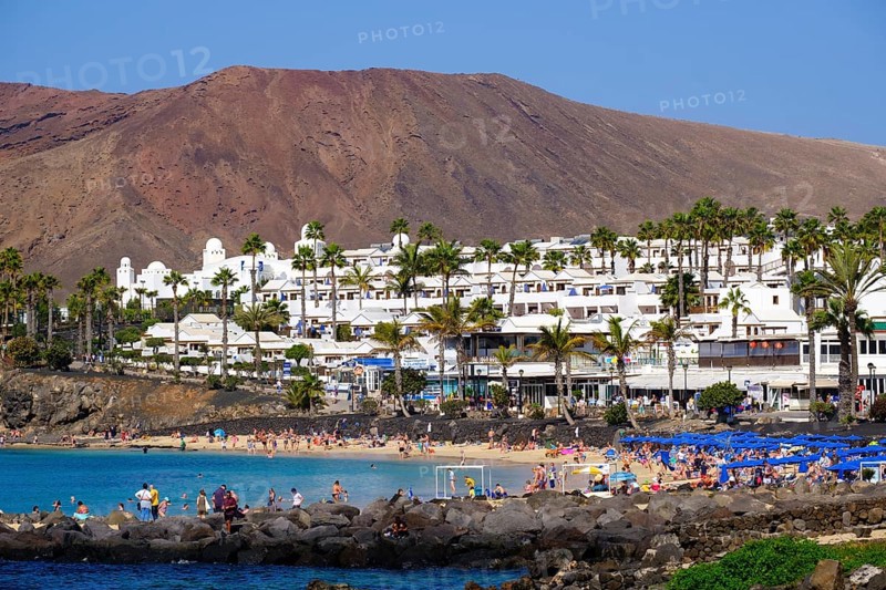 Beach Playa Flamingo off volcano Montana Roja