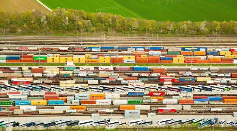 Containers at loading station