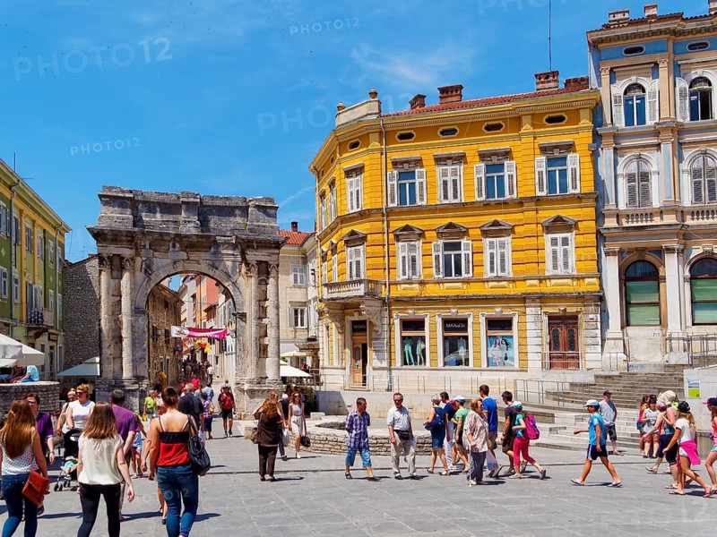 City gate