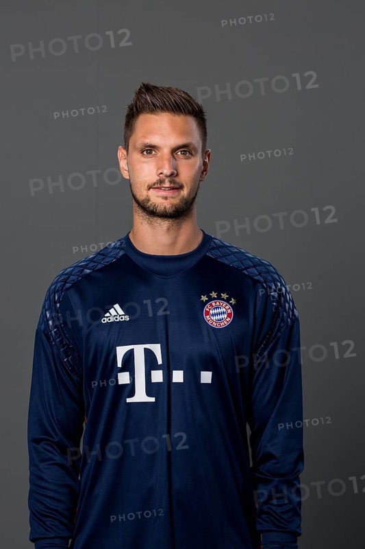 Goalkeeper Sven Ulreich of FC Bayern Munich