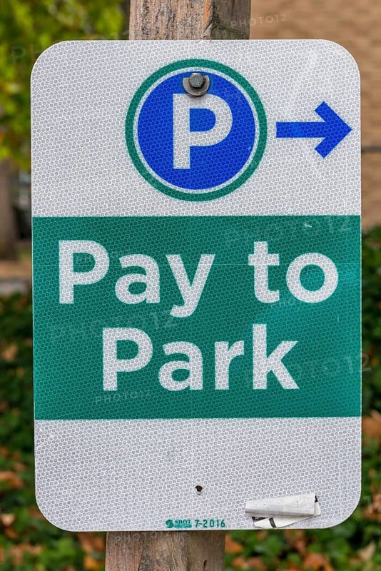 Sign Pay to Park