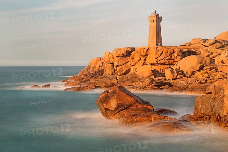 Lighthouse Men Ruz