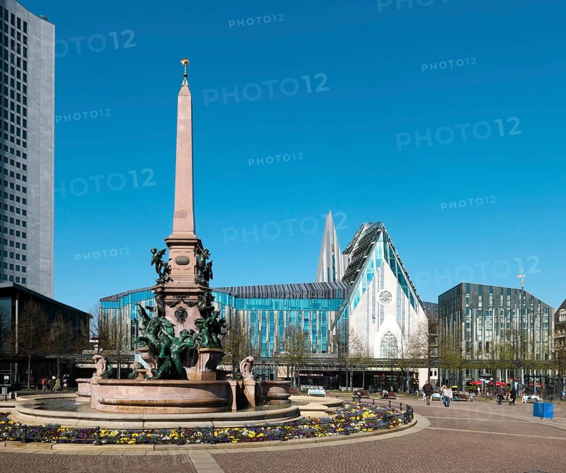 Mende Fountain and Paulinum