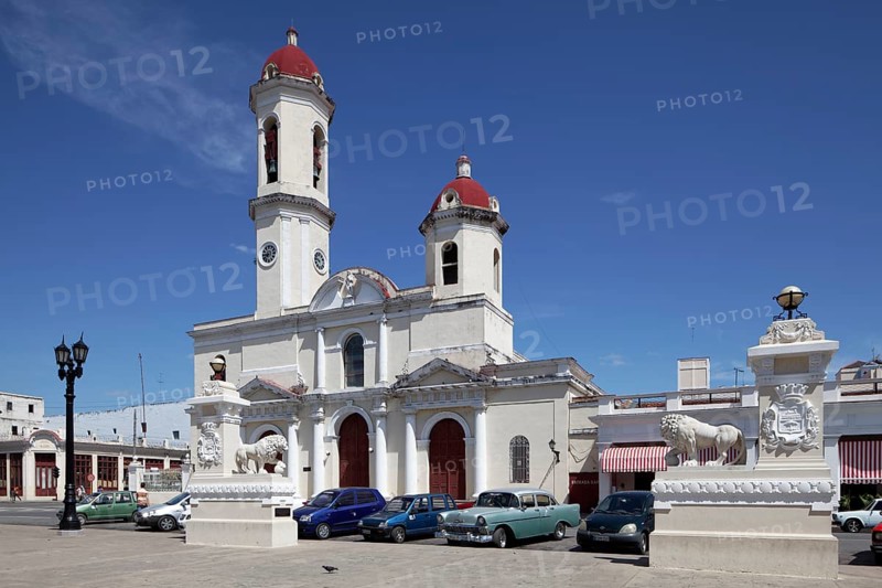 Catedral de la Purisima Concepcion at Parque Jose Marti