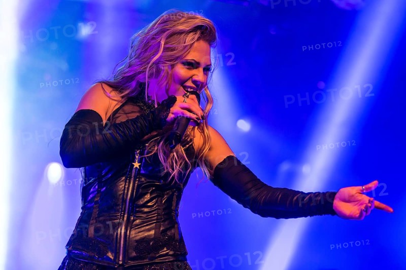 Singer Kobra Paige from the American melodic power metal band Kamelot live in the Schuur Lucerne