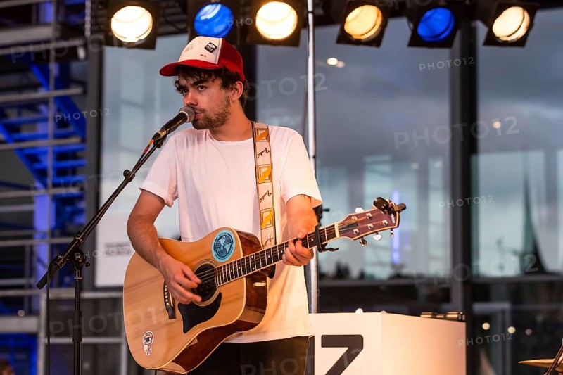 The Polish Indie-Pop-Duo Lilly Hates Roses live at the Blue Balls Festival Lucerne