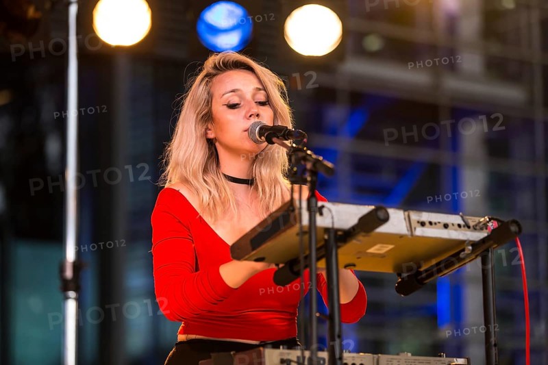The Polish Indie-Pop-Duo Lilly Hates Roses live at the Blue Balls Festival Lucerne