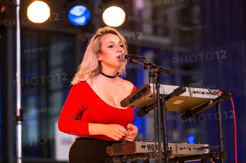 The Polish Indie-Pop-Duo Lilly Hates Roses live at the Blue Balls Festival Lucerne