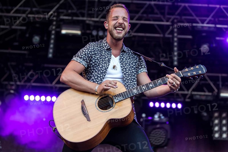 The British singer and musician James Morrison live at the 26th Heitere Open Air in Zofingen