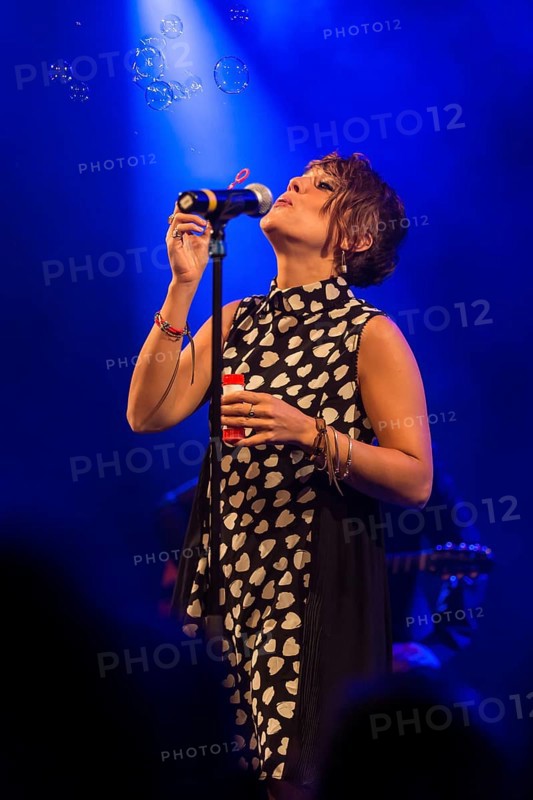 The French singer Isabelle Geffroy alias ZAZ live at the Schuur Lucerne