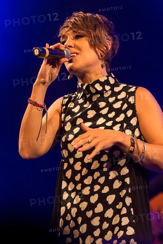 The French singer Isabelle Geffroy alias ZAZ live at the Schuur Lucerne