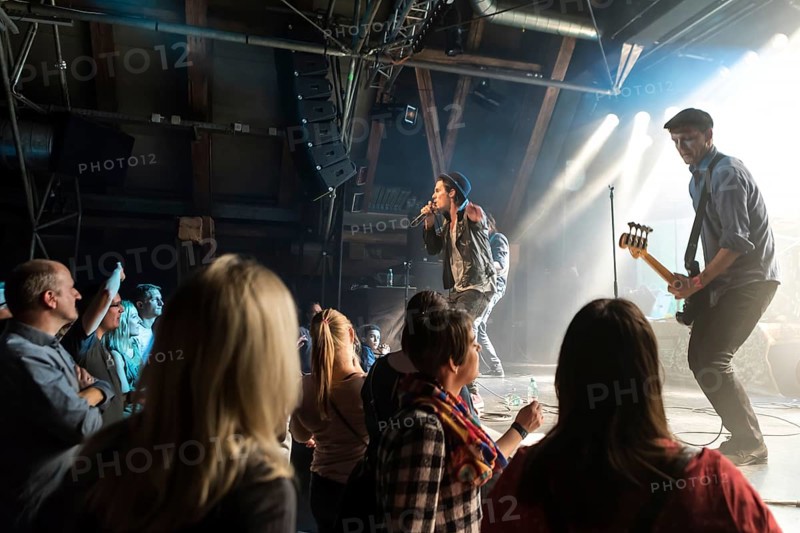 The Swiss band Lovebugs live in the Schuur Lucerne