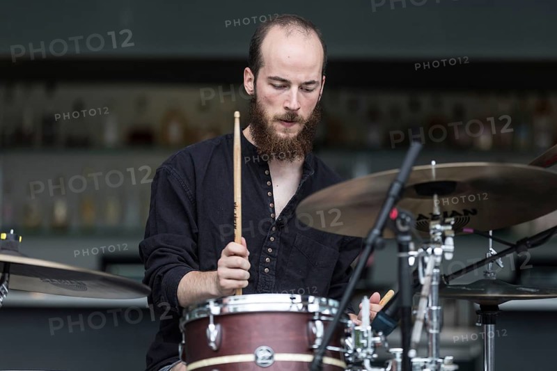 The Swiss music trio Forlorn Elm with David Friedli at the Gitrarre
