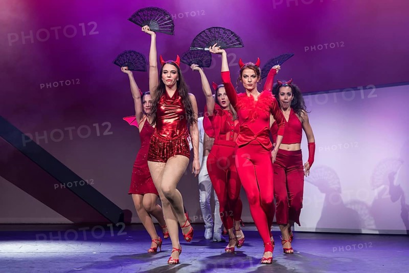 A dance scene at Musical 95 - Ninety-Five live at Le Theatre im Gersag