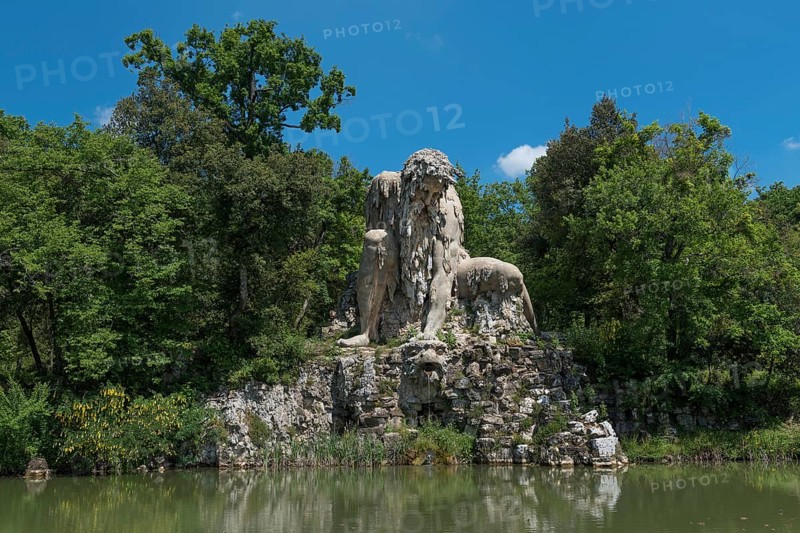 Sculpture of the Apennines made of rock