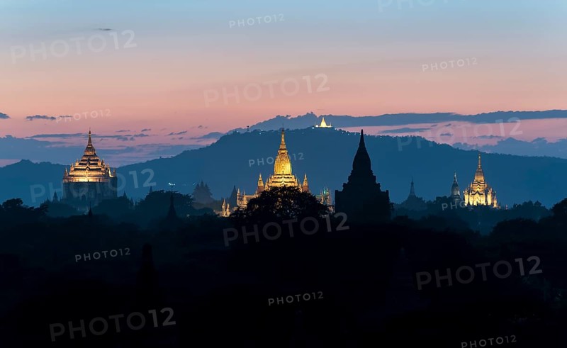 View of Thatbyinnyu temple