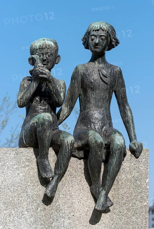 Children Statue