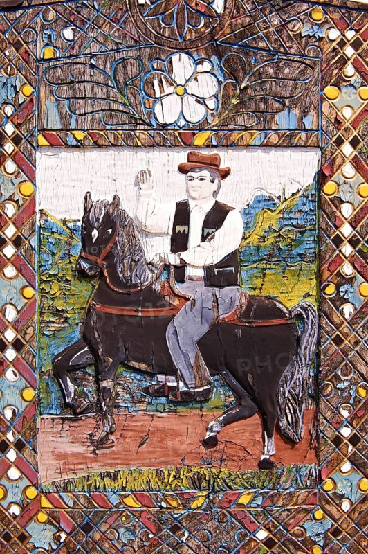Tombstone showing a man on his horse