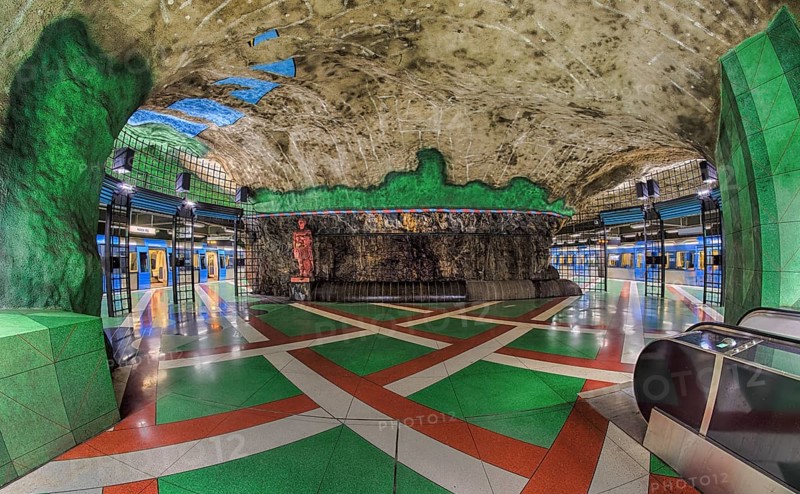 Underground station Kungstradgarden