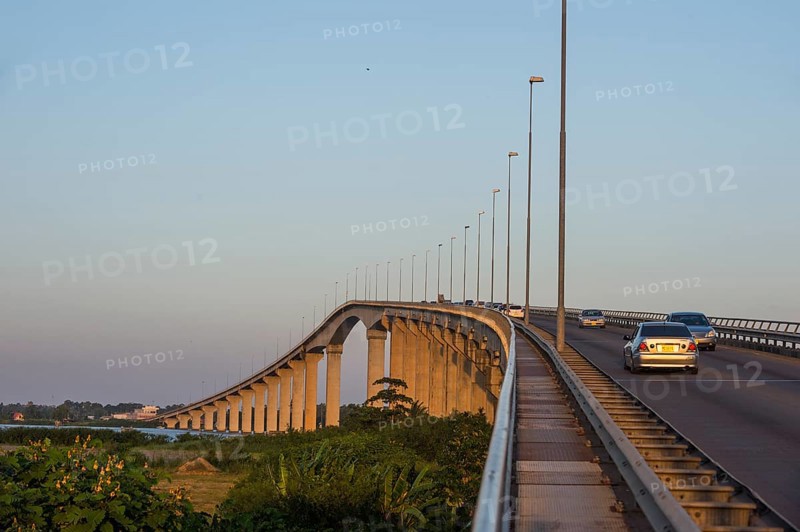 Jules Wijdenbosch Bridge over the Suriname river