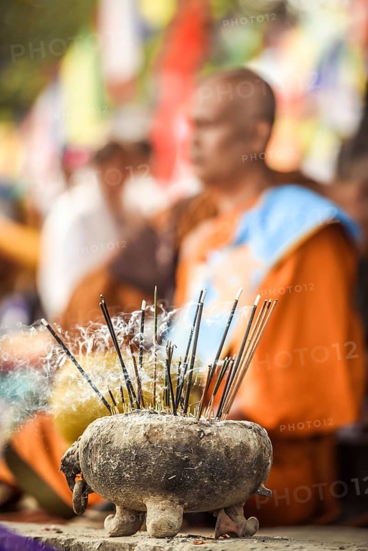 Smoking bowl at the Bodhi tree at the Mayadevi temple