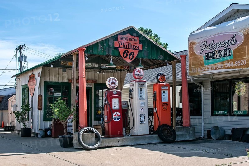 Shea's Gas Station