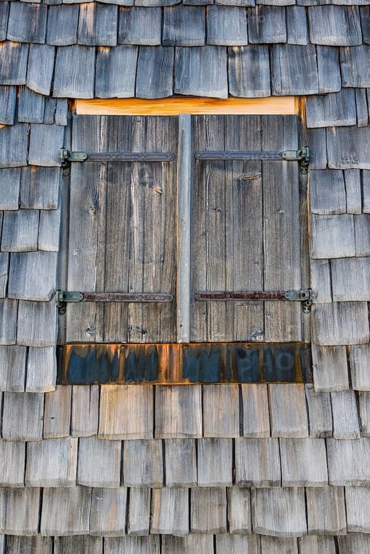 Window in log cabin