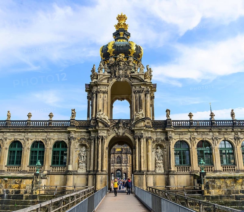 Kronentor gate