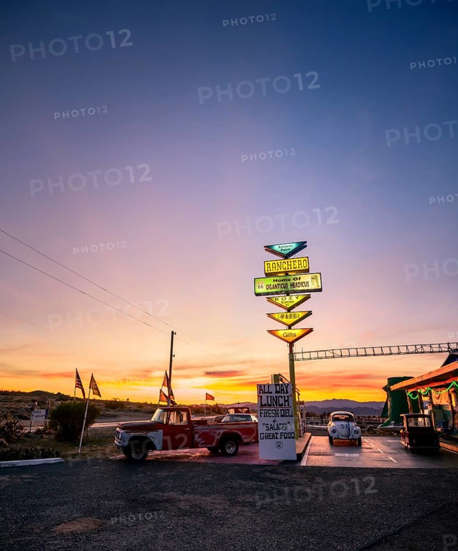 Historic rest stop and gas station with vintage cars