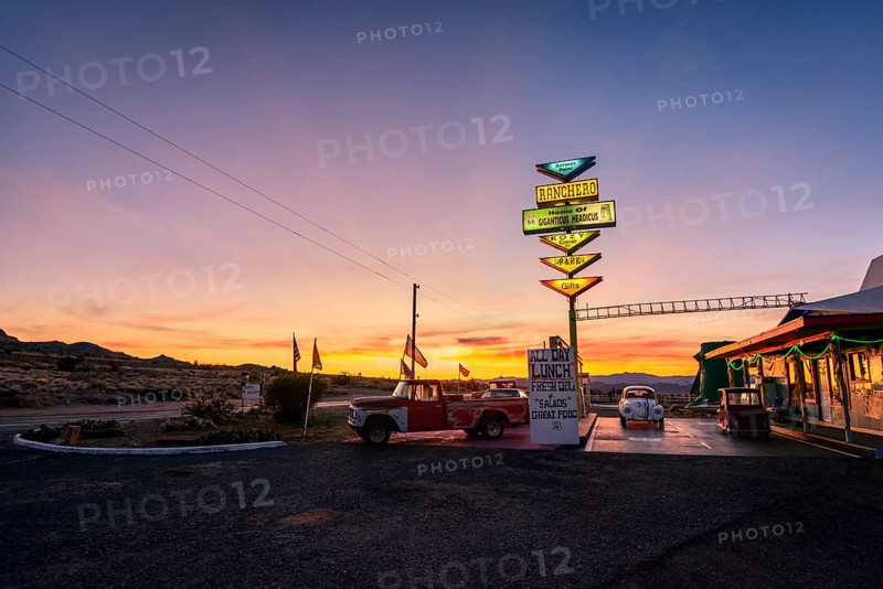 Historic rest stop and gas station with vintage cars