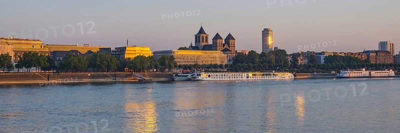 Konrad-Adenauer-Ufer on Rhine