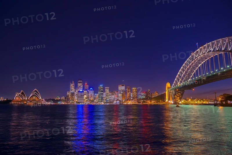 Harbour Bridge and skyline at night
