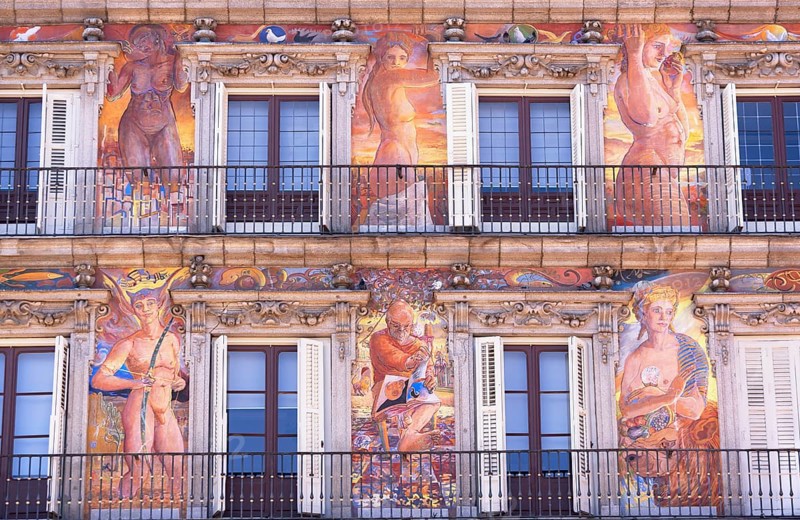 Facade of Casa de La Panaderia