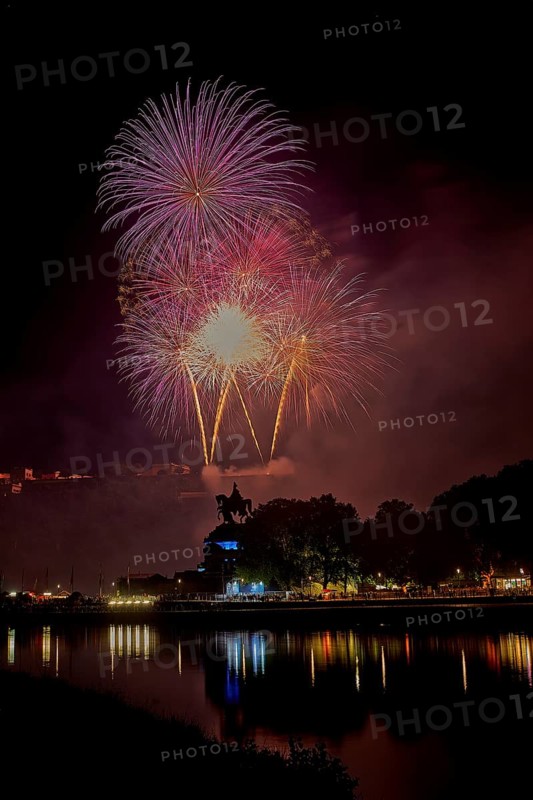 Colorful fireworks at the Ehrenbreitstein Fortress