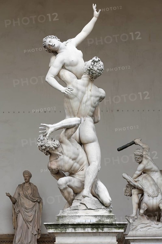Marble statue of the Sabine Sisters