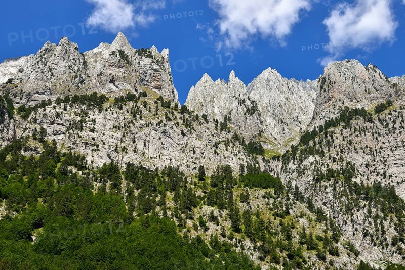 Mountain view from Runica