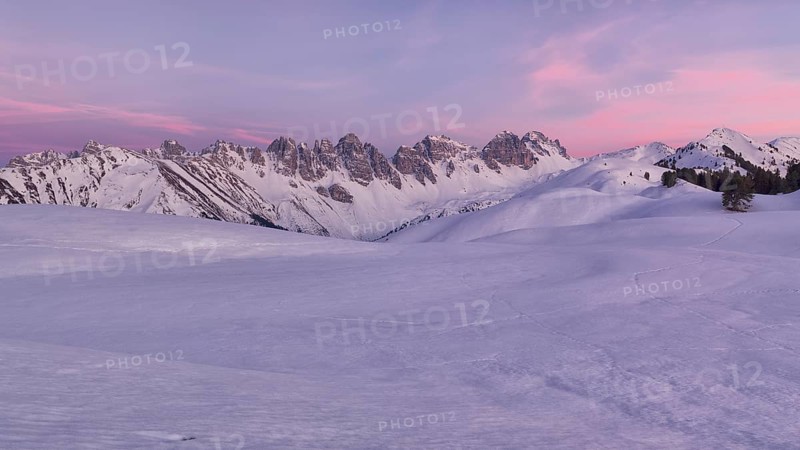 Snow-covered lake Salfeinssee on a winter evening