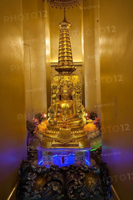 Buddha at Wat Saket Ratcha Wora Maha Wihan