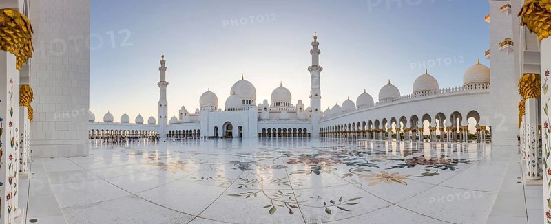 Courtyard of the Sheikh Zayed Mosque