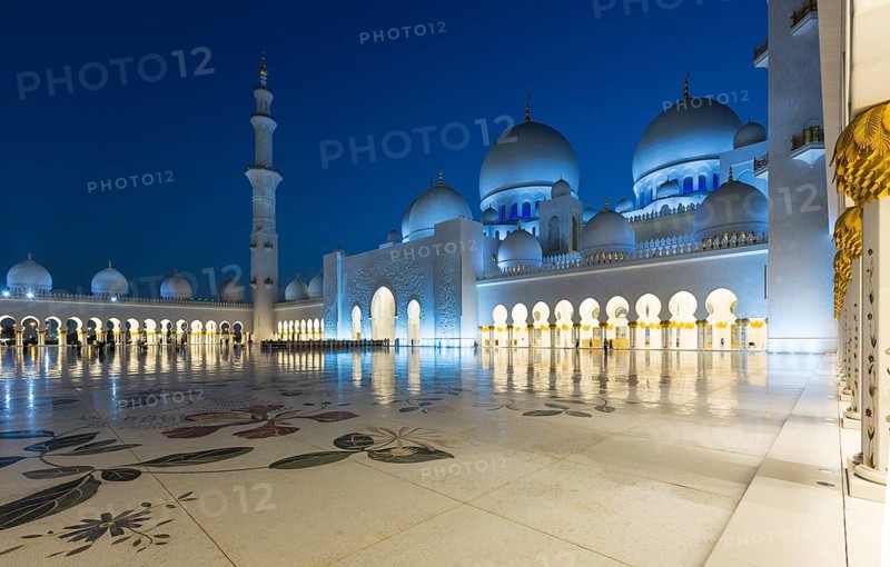 Courtyard of the Sheikh Zayed Mosque