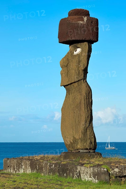 Moai wearing a Pukao topknot
